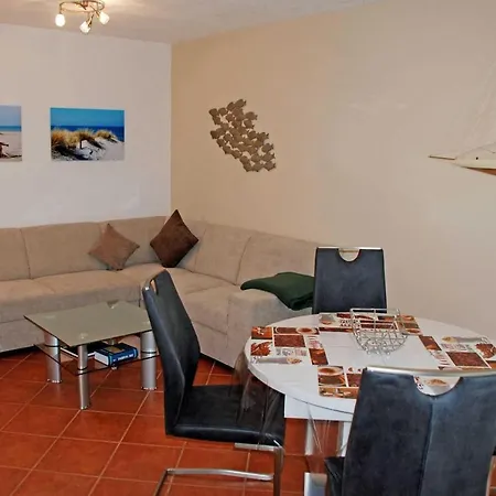 Ferienwohnung Strandlaufer Апартаменты *